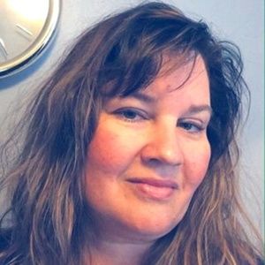 Meet your Posher, Amy from Kodeliahollow.com